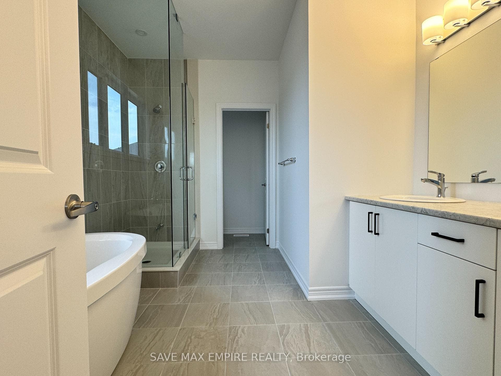 127 Rea Drive photo 16