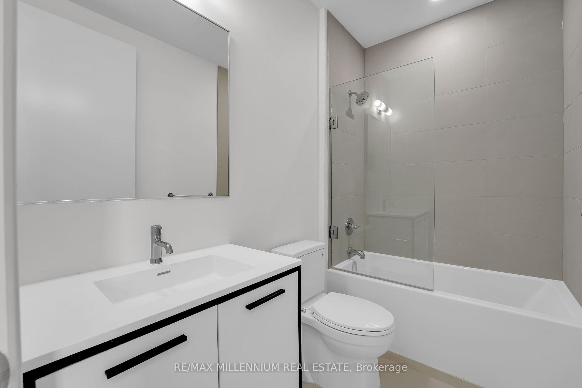 80 Windward Drive photo 24
