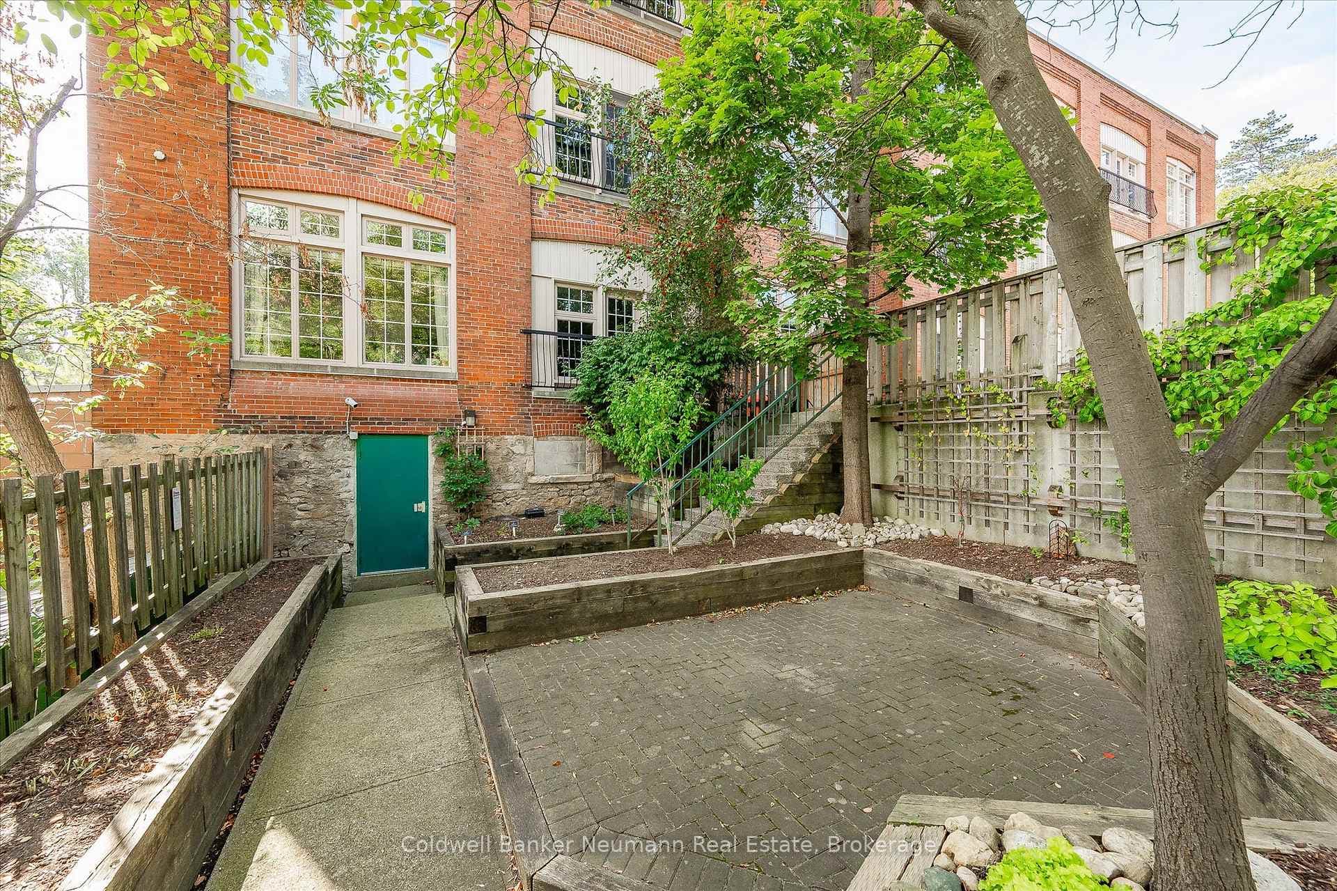40 Northumberland Street Unit 106 photo 28