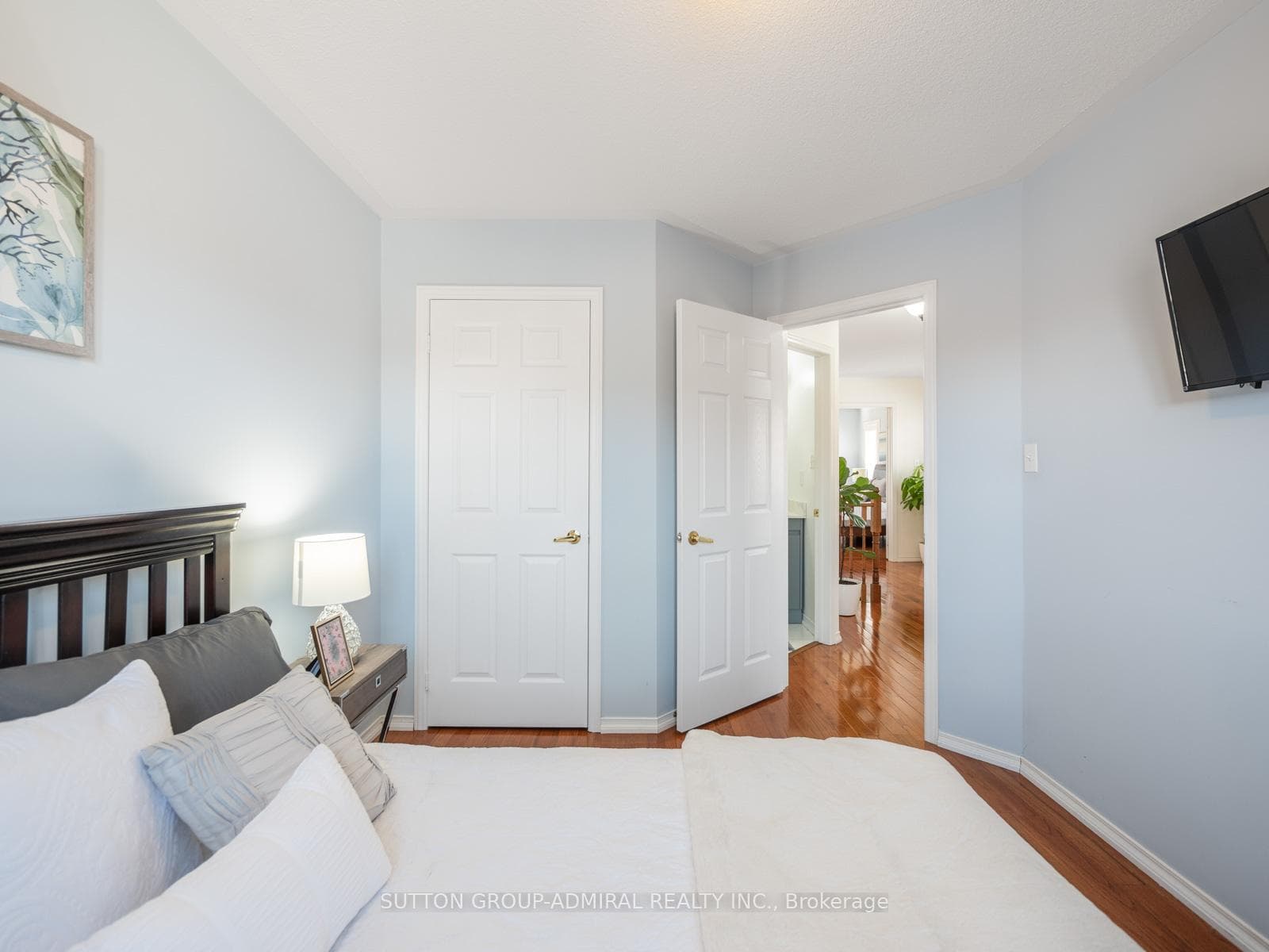 207 Pleasant Ridge Avenue photo 21