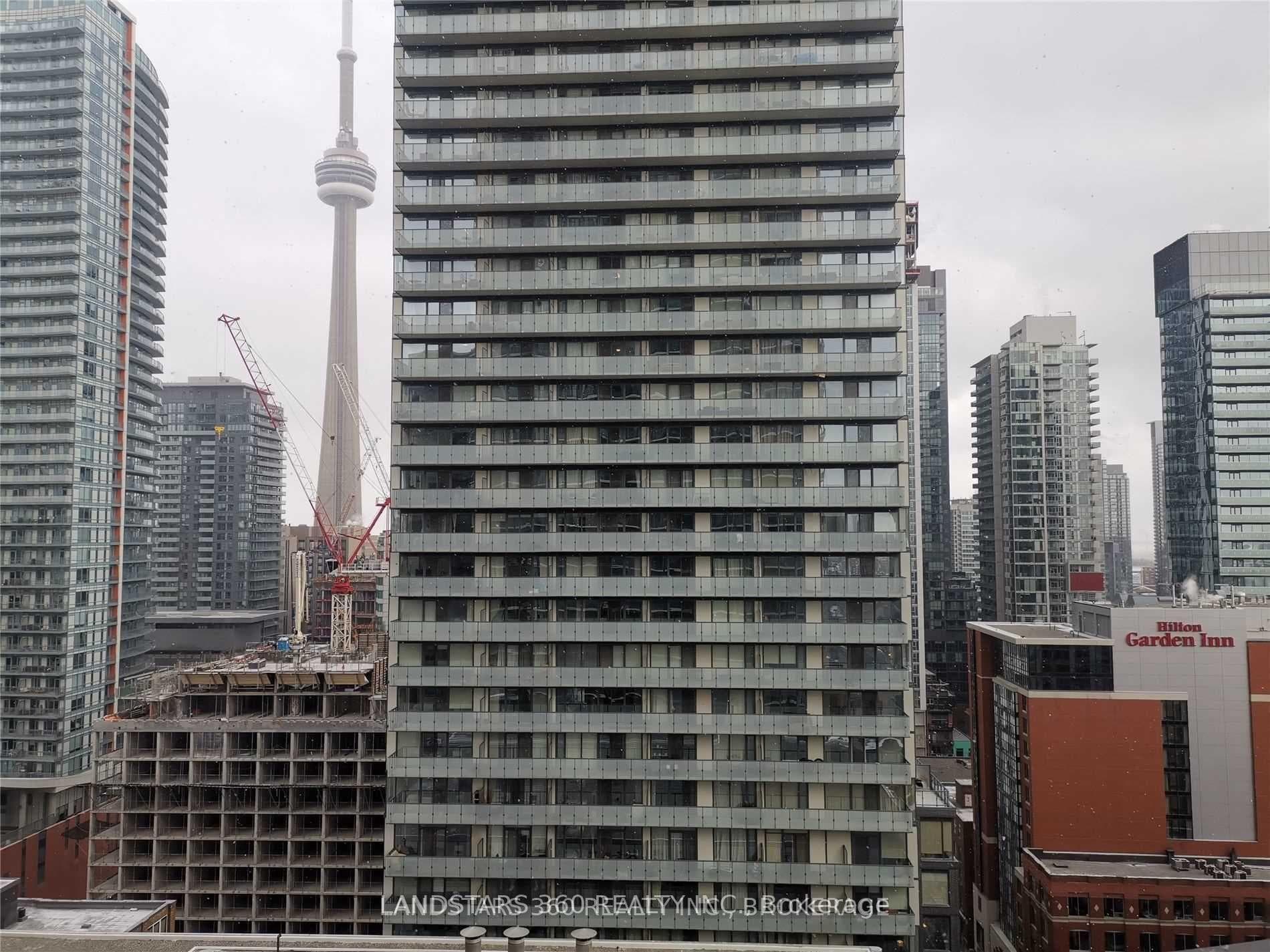 125 Peter Street Unit 1713 photo 1