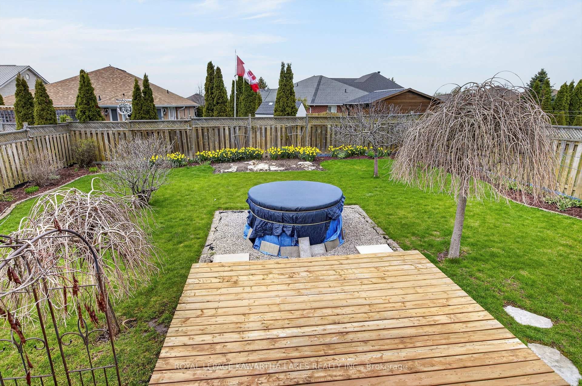 376 Wallace Drive photo 40