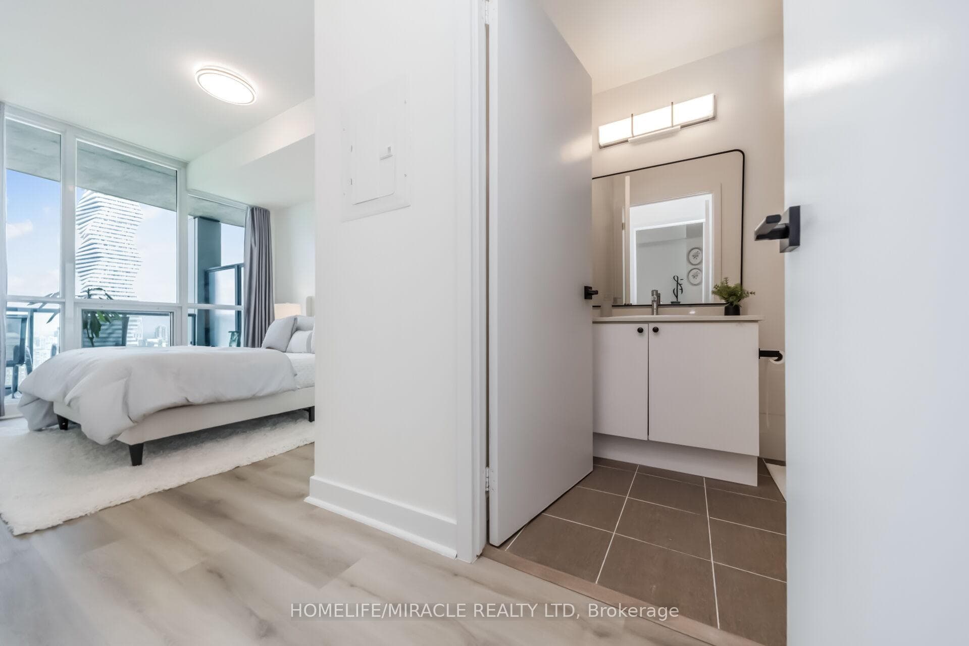 3985 Grand Park Drive Unit 2412 photo 22
