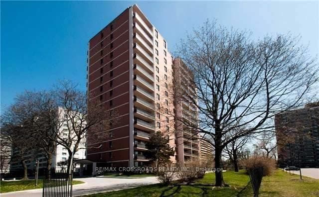 2721 Victoria Park Avenue Unit PH01 photo 1
