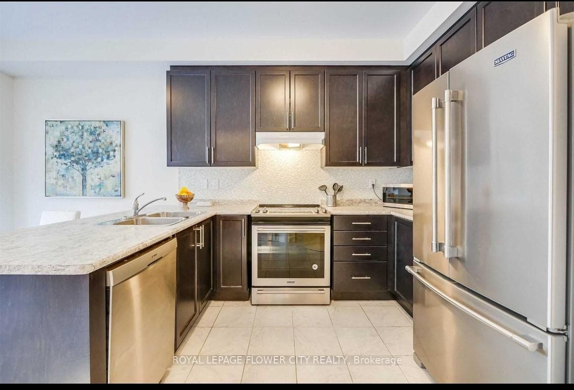 49 Truro Circle photo 13