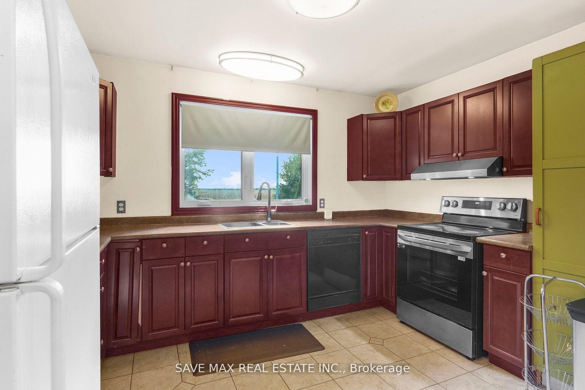 11590 Levere Road photo 12