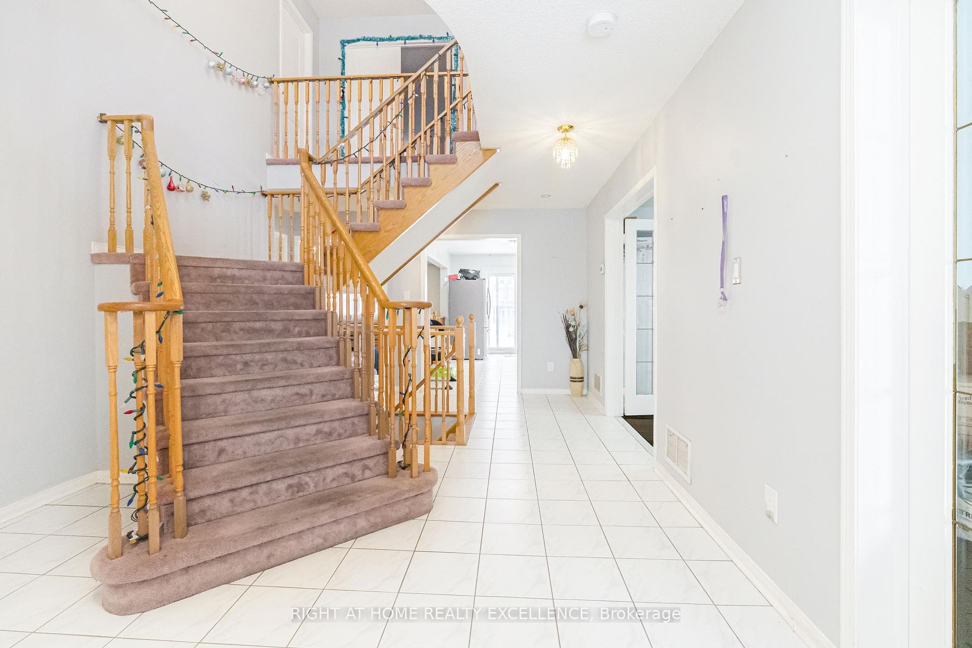 106 Royal Valley Drive photo 18