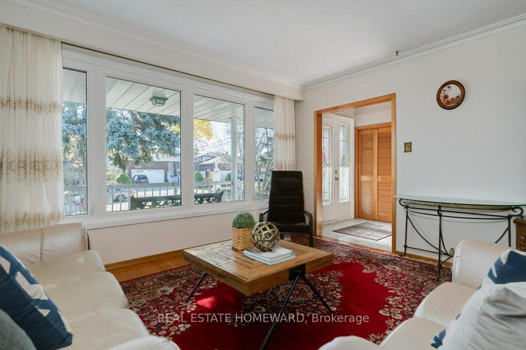 34 Pleasant View Drive photo 6