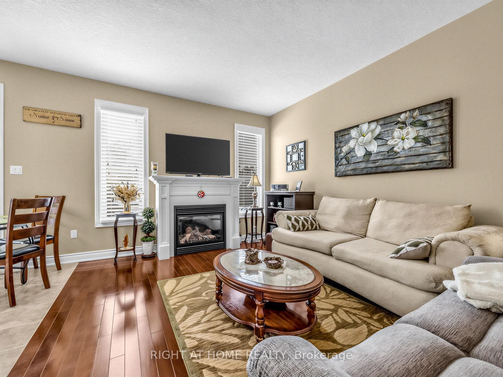 826 Booth Avenue photo 18