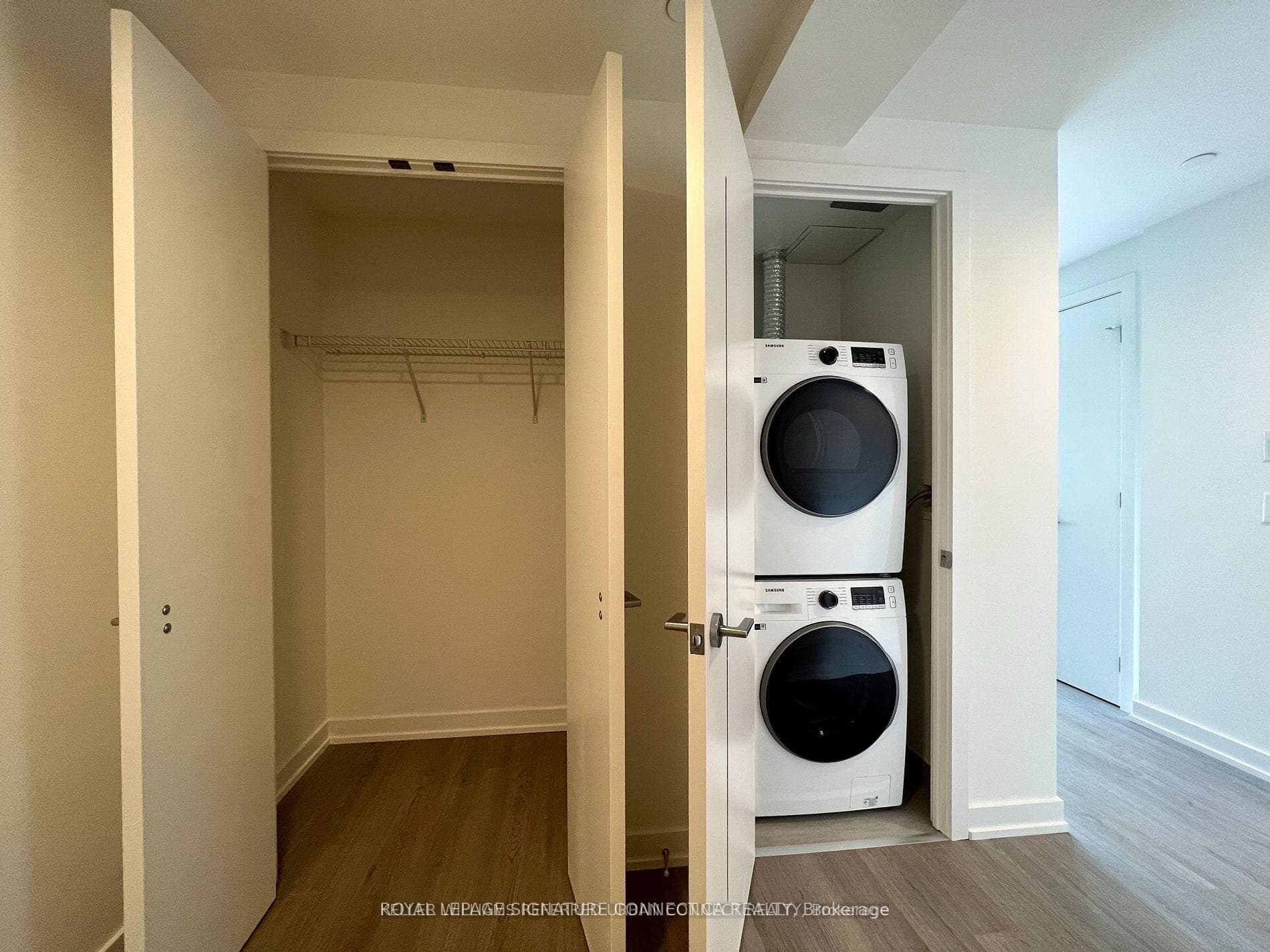 357 King Street Unit 3703 photo 16