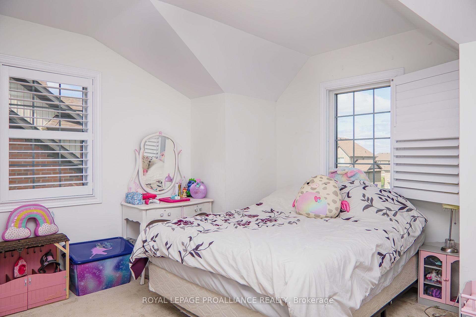 24 Summer Breeze Drive photo 18