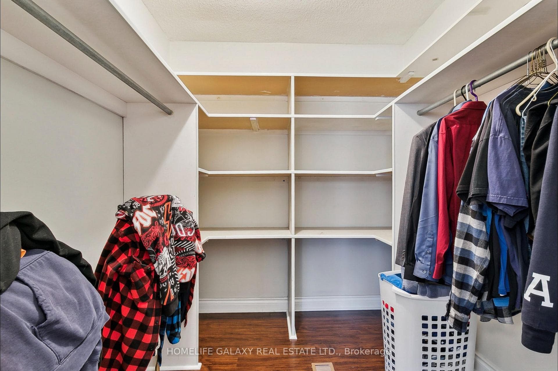 14 Tara Avenue photo 14
