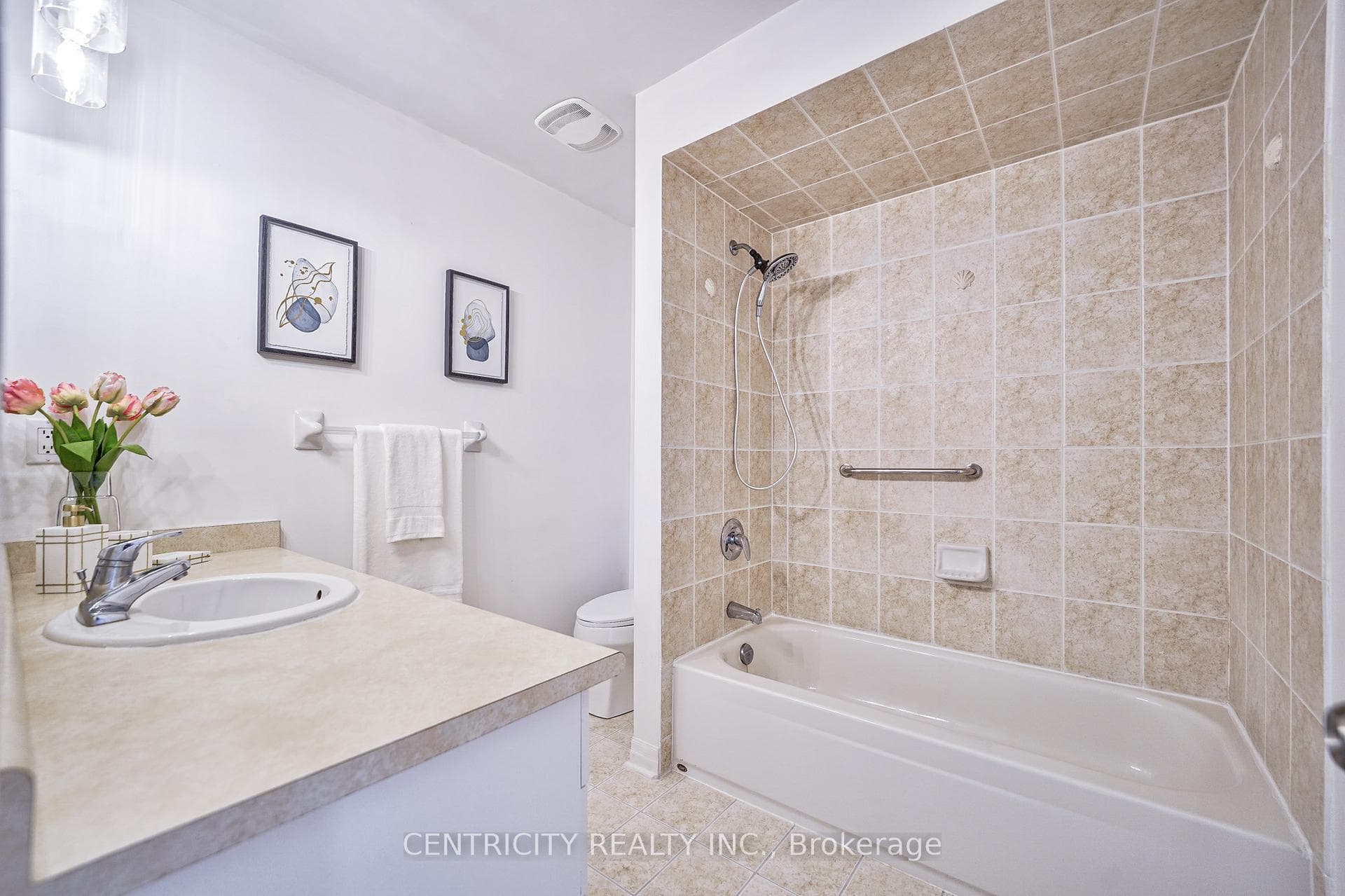 60 Peninsula Crescent photo 21