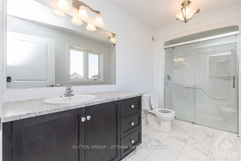 9 GRIFFITH Way photo 21
