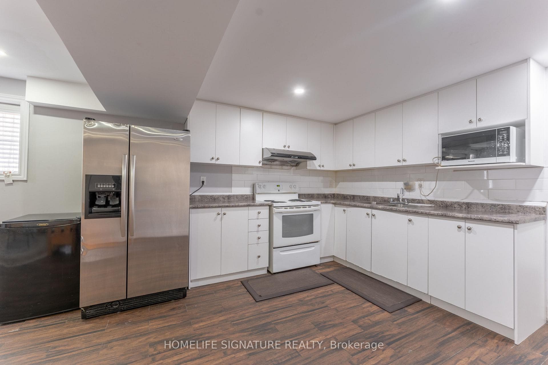 141 Whitwell Drive photo 33