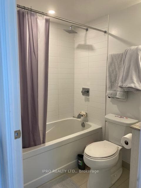 501 Yonge Street Unit 1506 photo 8