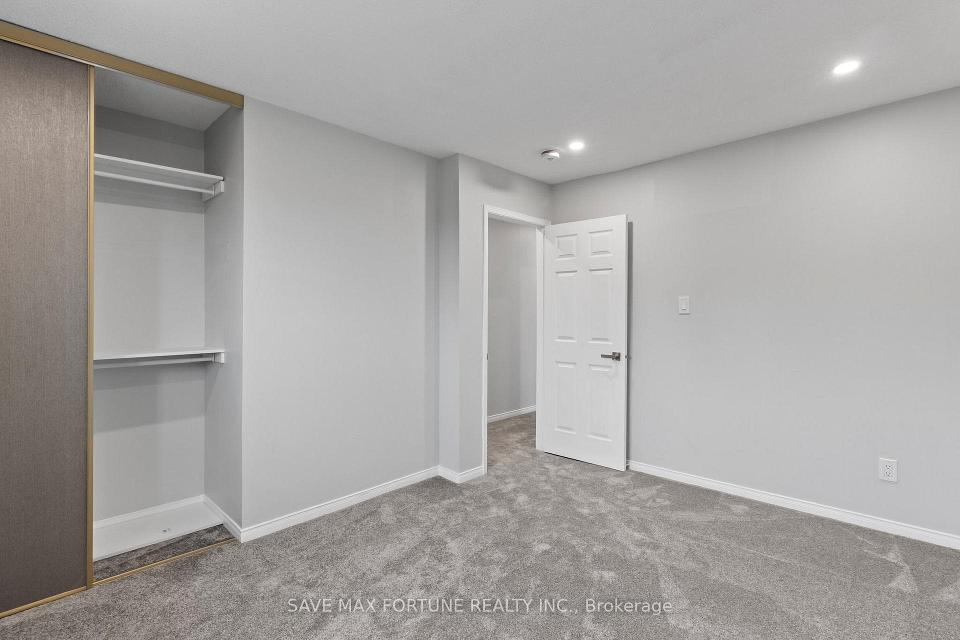 5631 River Grove Avenue photo 27