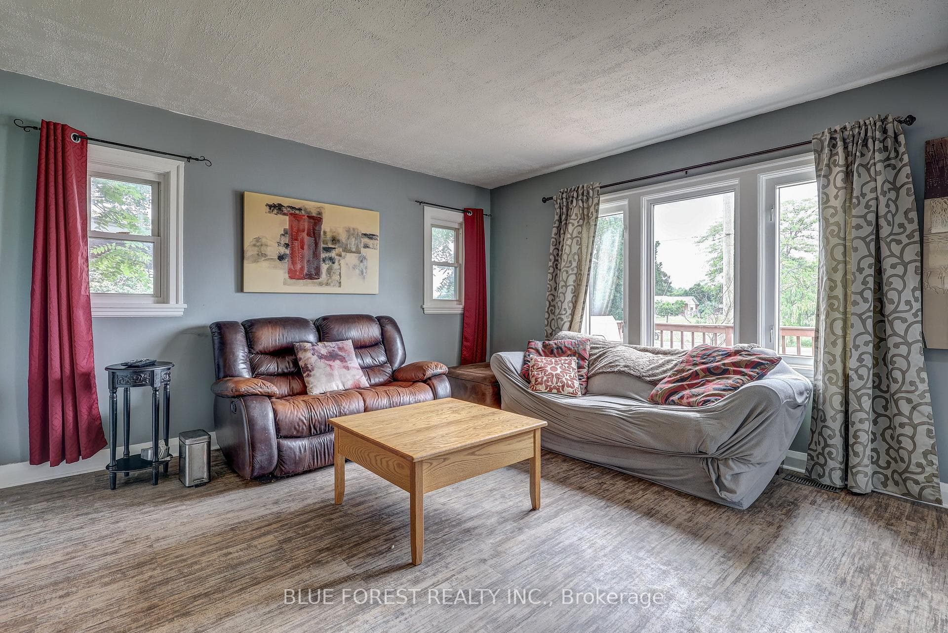 824 Wallace Street photo 12