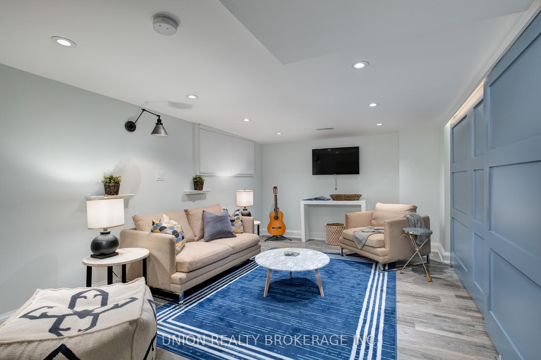 32 Richard Avenue photo 30