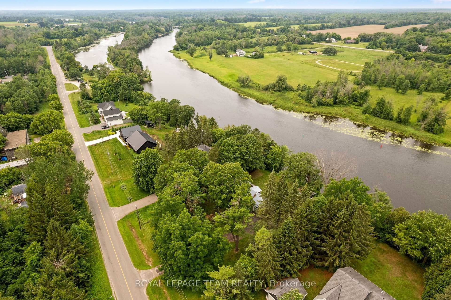 715 River Road photo 42