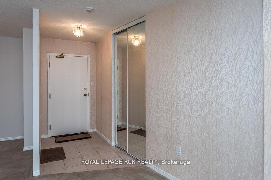 270 Davis Drive Unit 901 photo 4