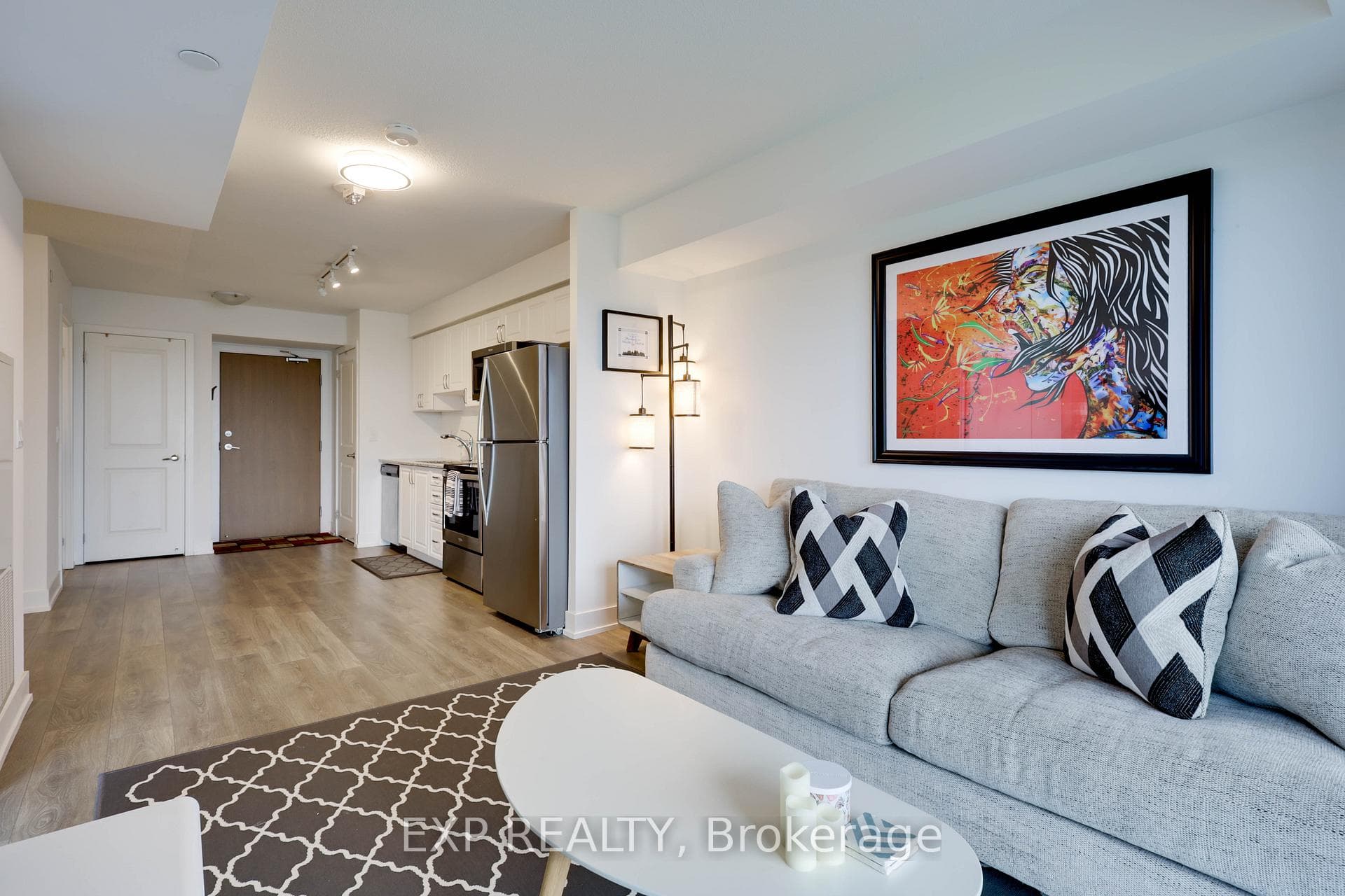 1255 Bayly Street Unit 1003 photo 3