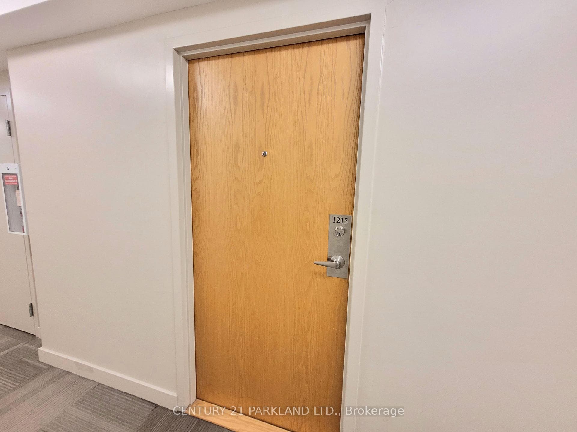 20 Joe Shuster Way Unit 1215 photo 40