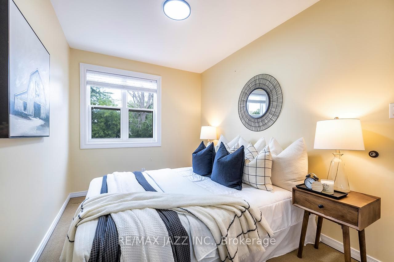 33 South Bonnington Avenue photo 40