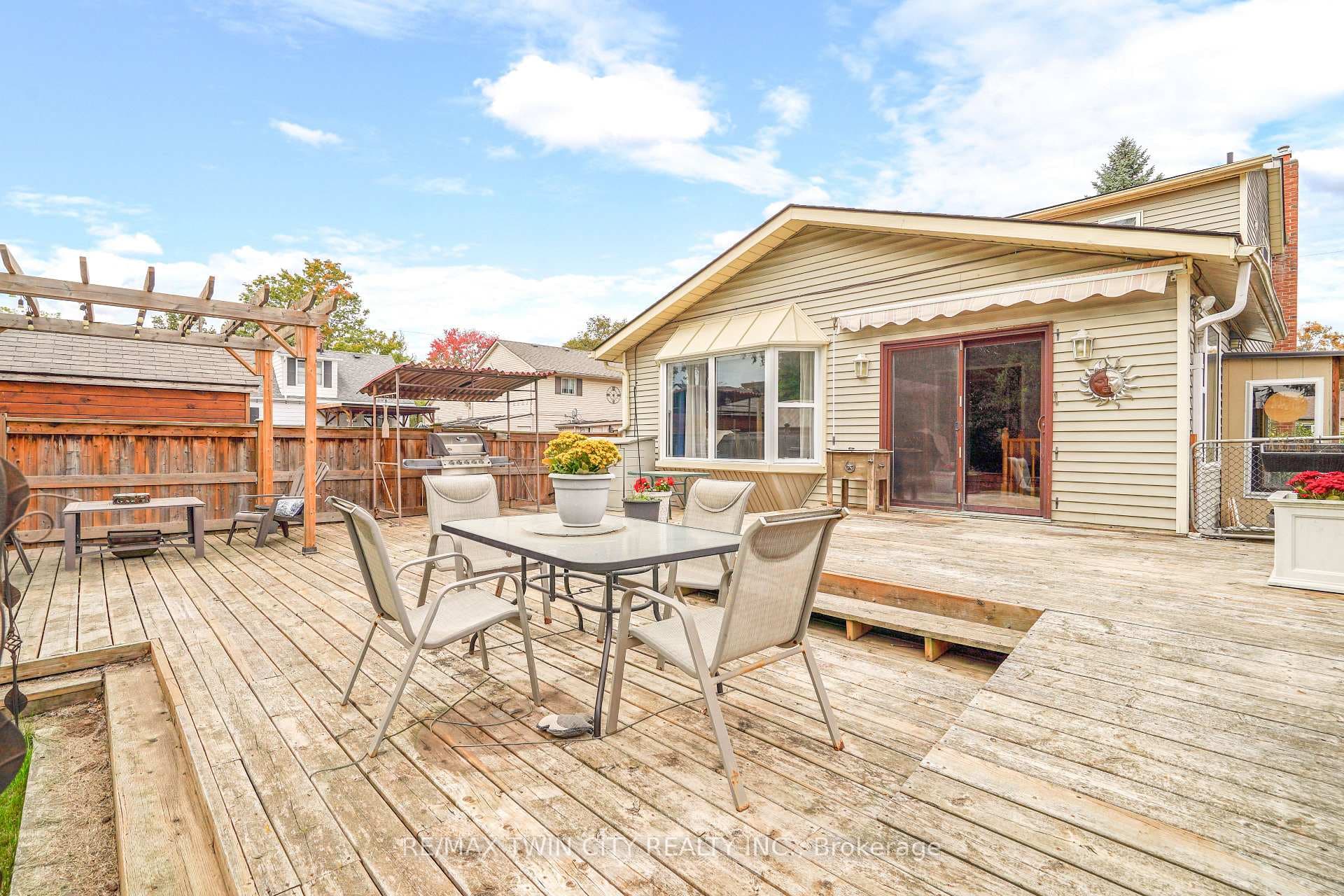 22 Wayne Drive photo 46