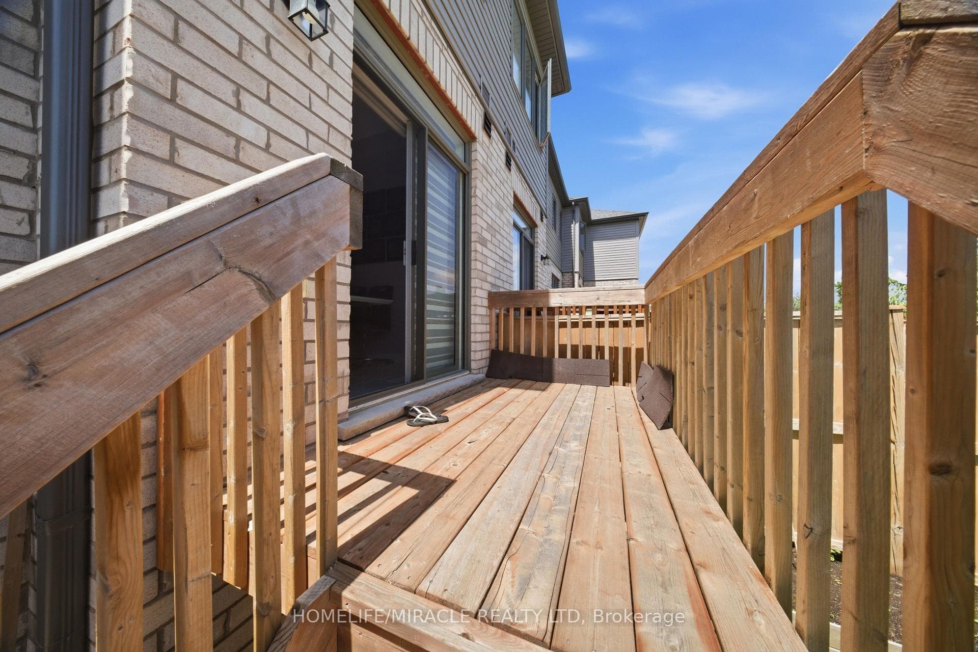166 DEERPATH Drive Unit 32 photo 23