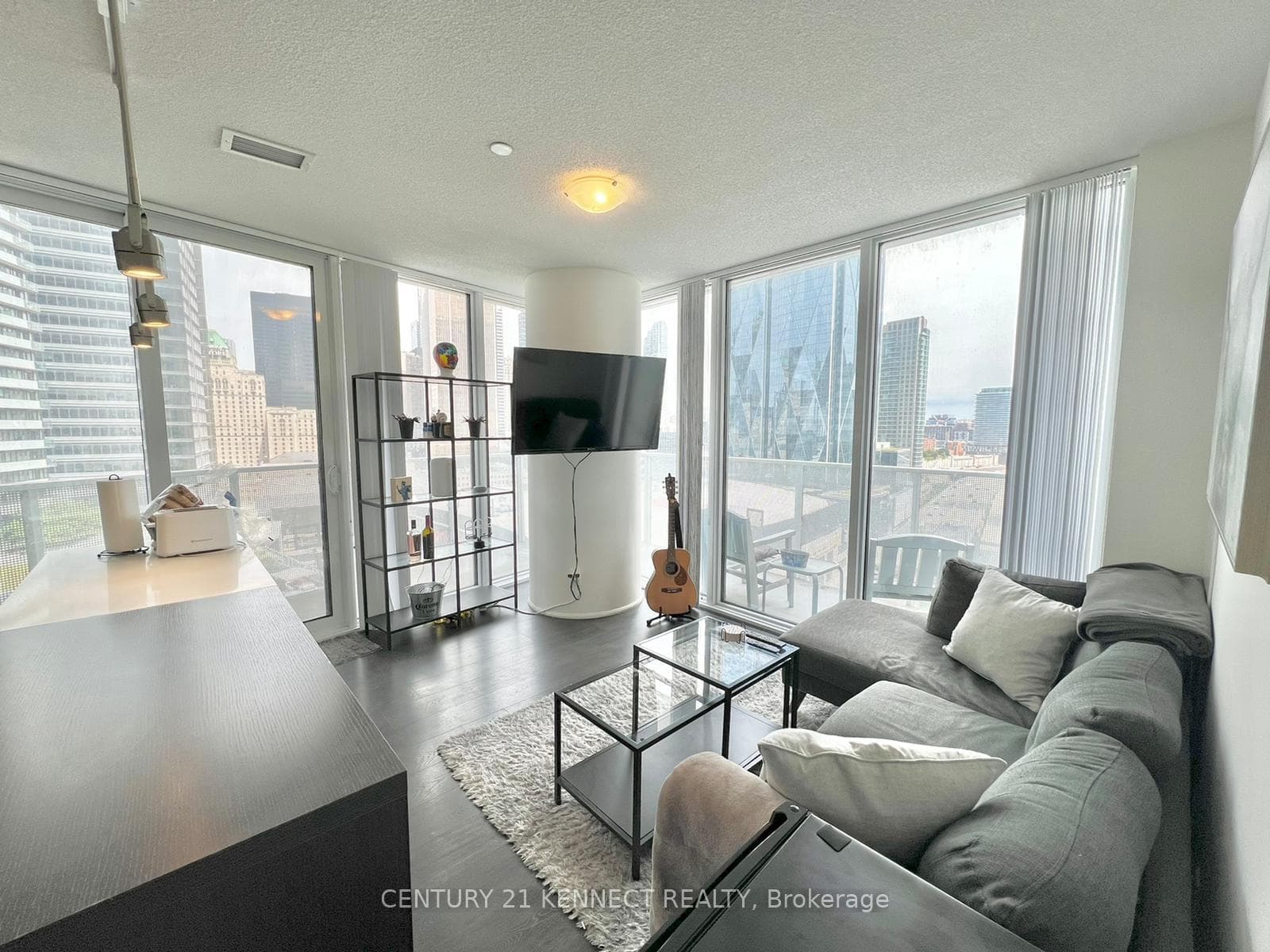 100 Harbour Street Unit 1704 photo 7