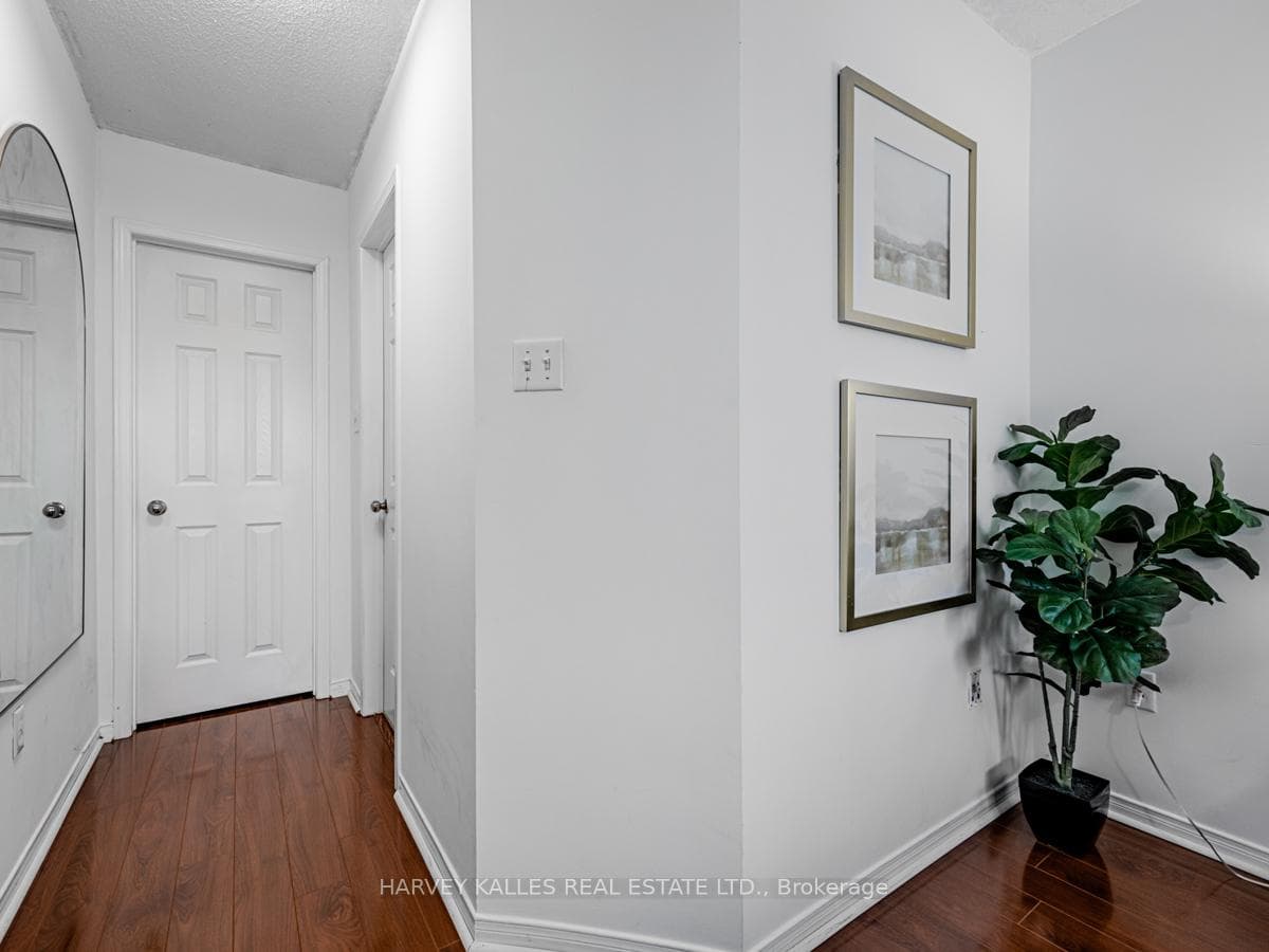 2 Hedge End Road Unit 12 photo 17