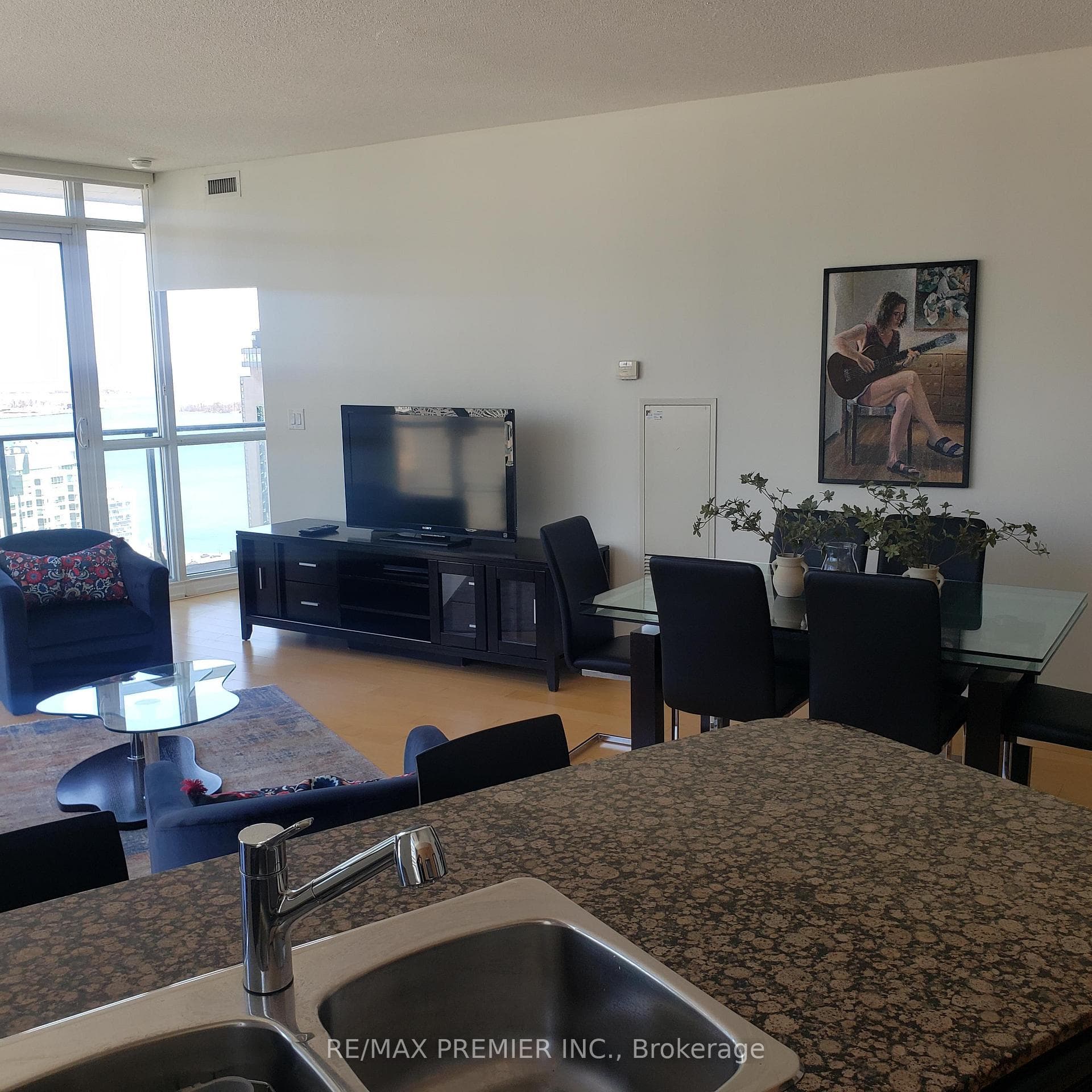 65 Bremner Boulevard Unit 3308 photo 18
