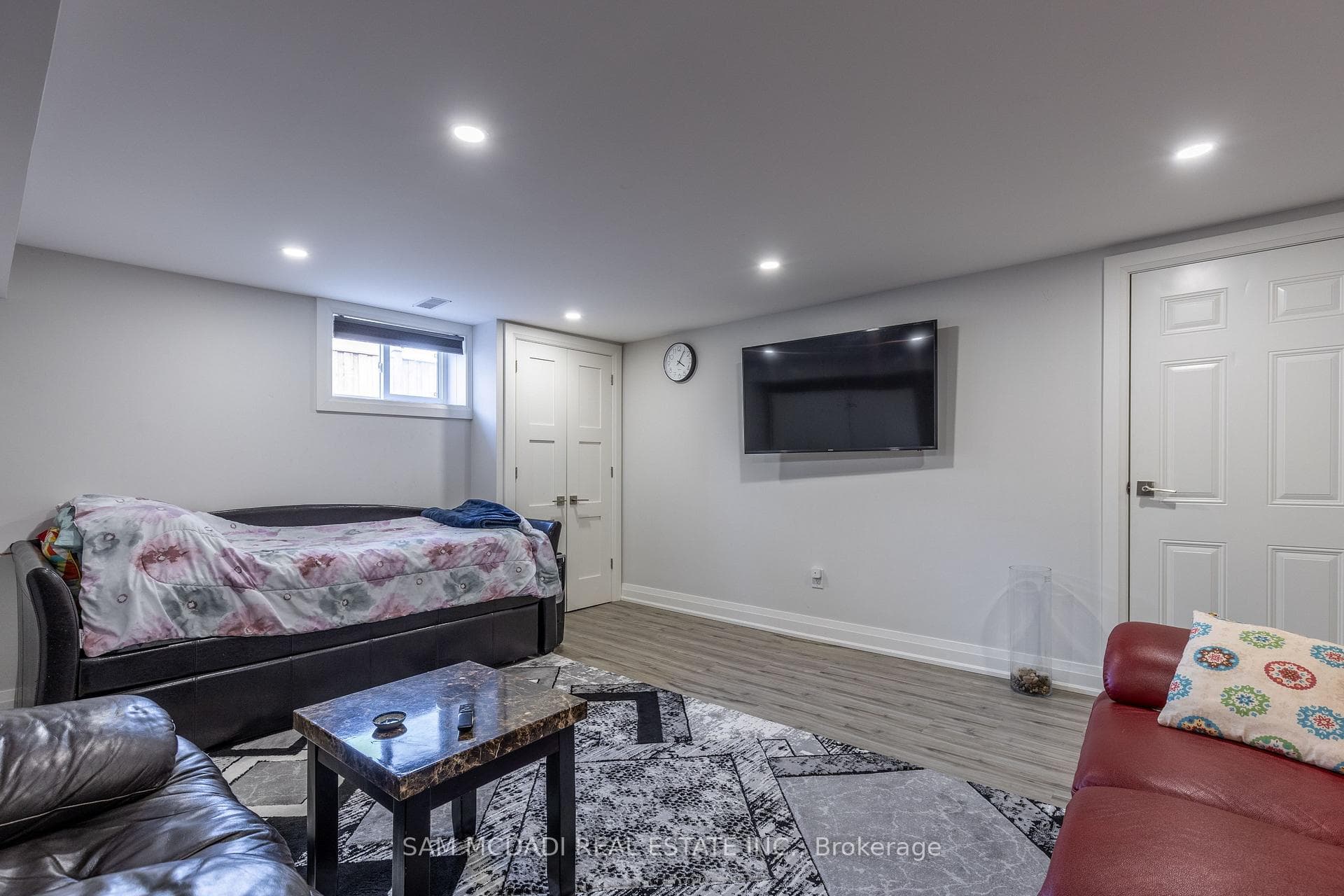 463 Rebecca Street photo 24