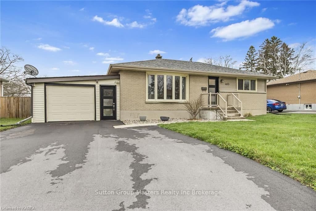 463 ABDO Crescent photo 2