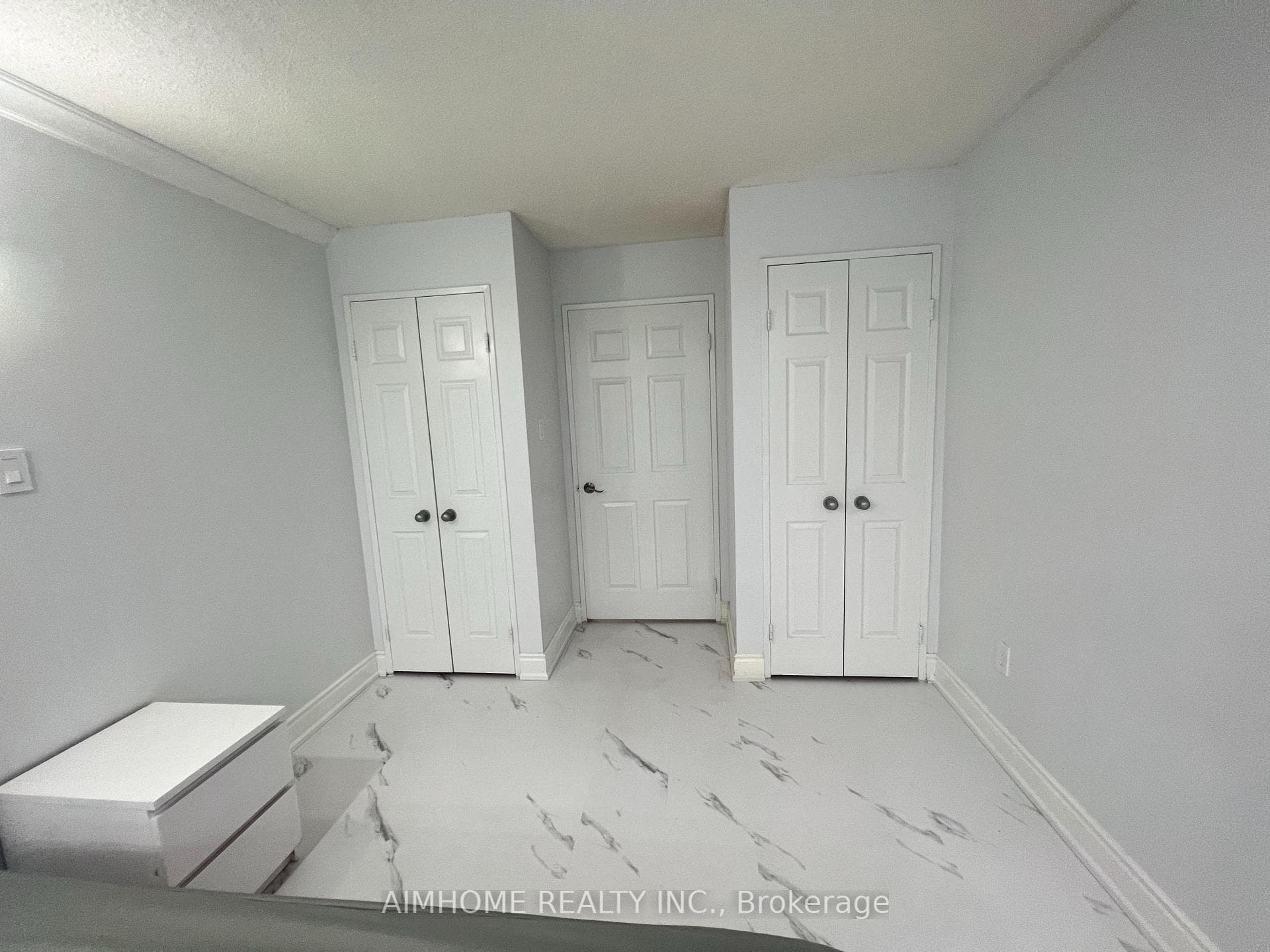 33 University Avenue Unit 207 photo 17