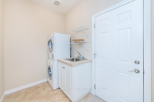 10 Reddington Drive Unit 3 photo 7