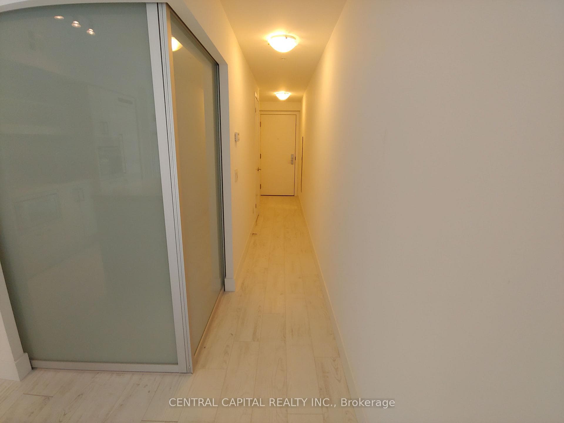 39 Sherbourne Street Unit 308 photo 5