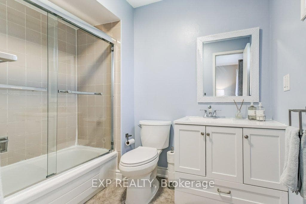 1506 Prince John Circle photo 24