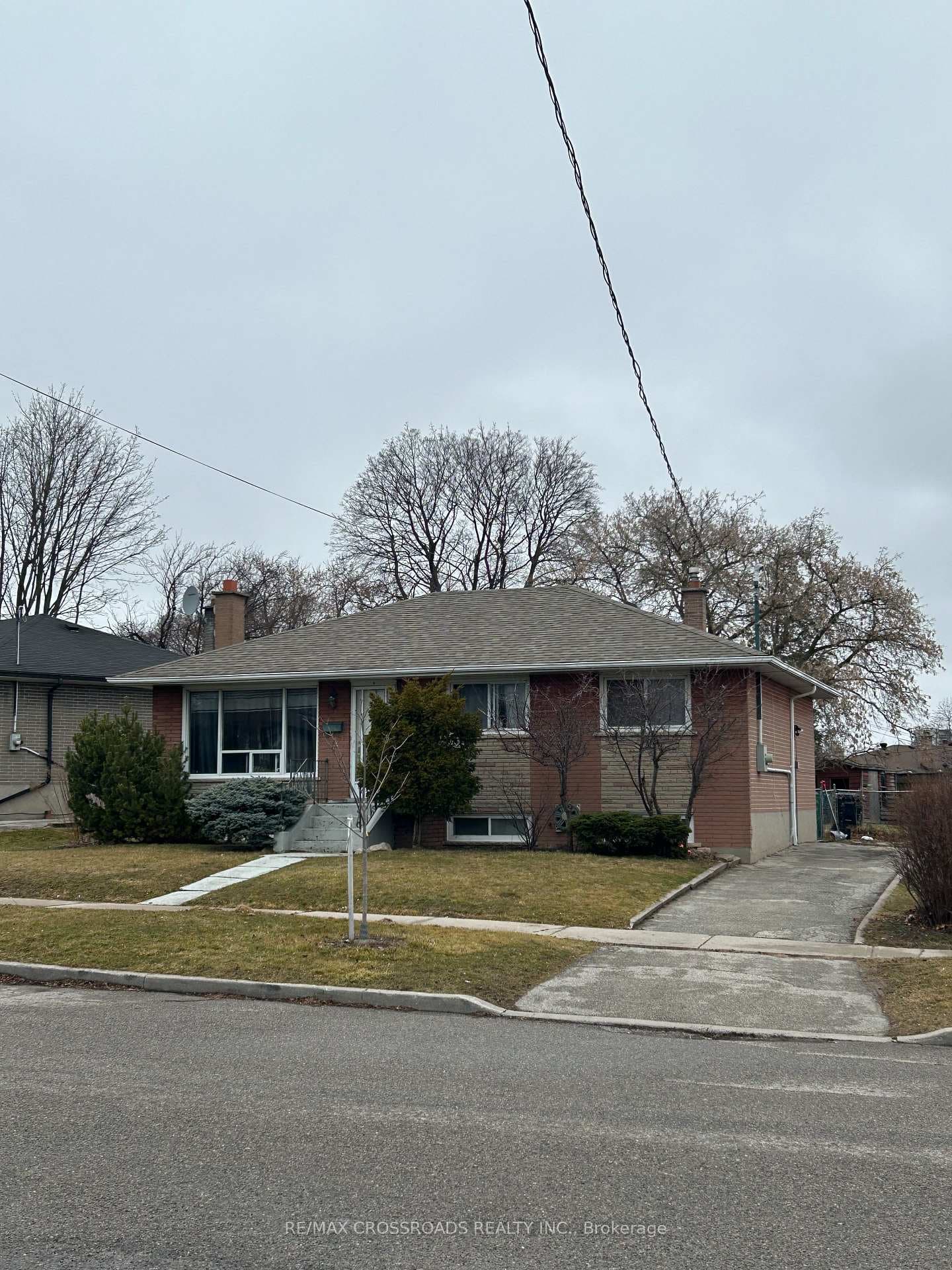 9 Willsteven Drive photo 4