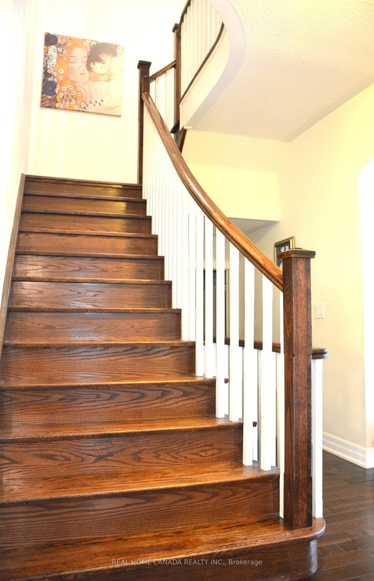 190 Forbes Terrace photo 15