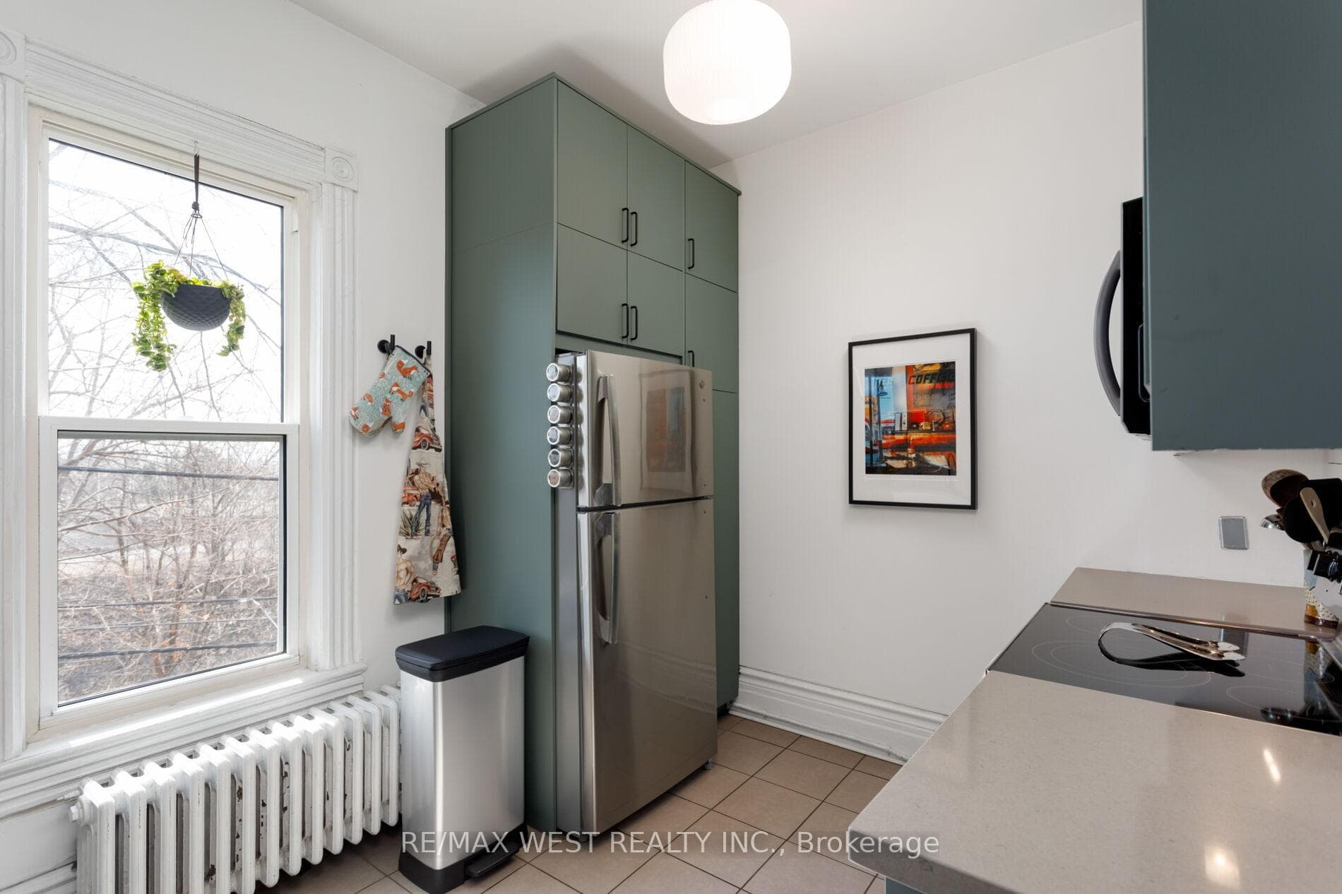 87 Springhurst Avenue photo 6