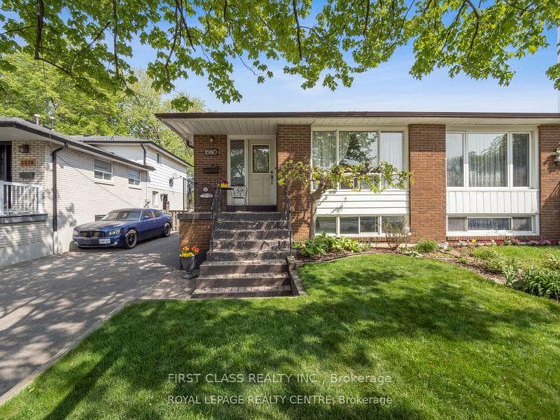 1980 Bonnymede Drive Unit Upper photo 9