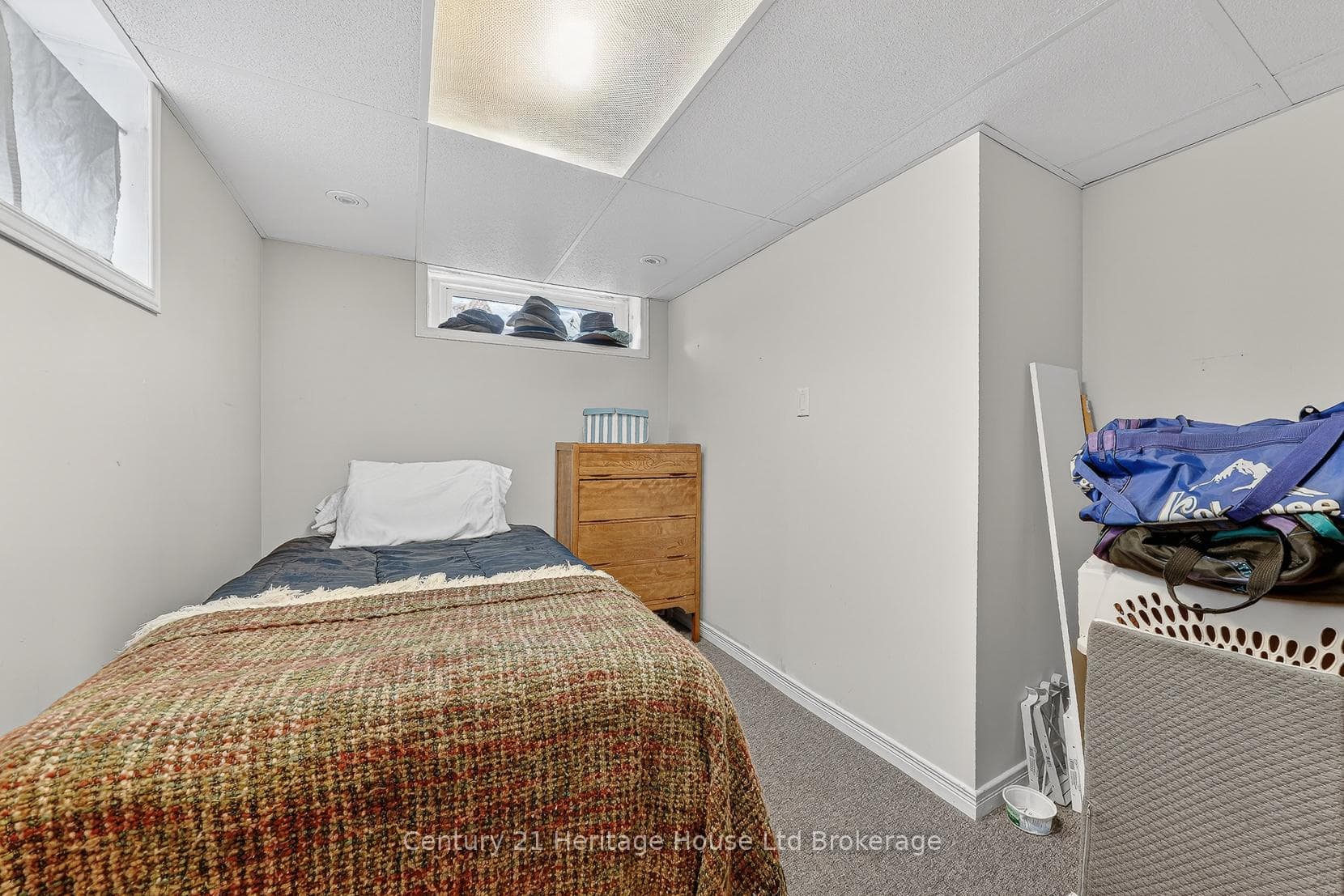 390 Argyle Street photo 32