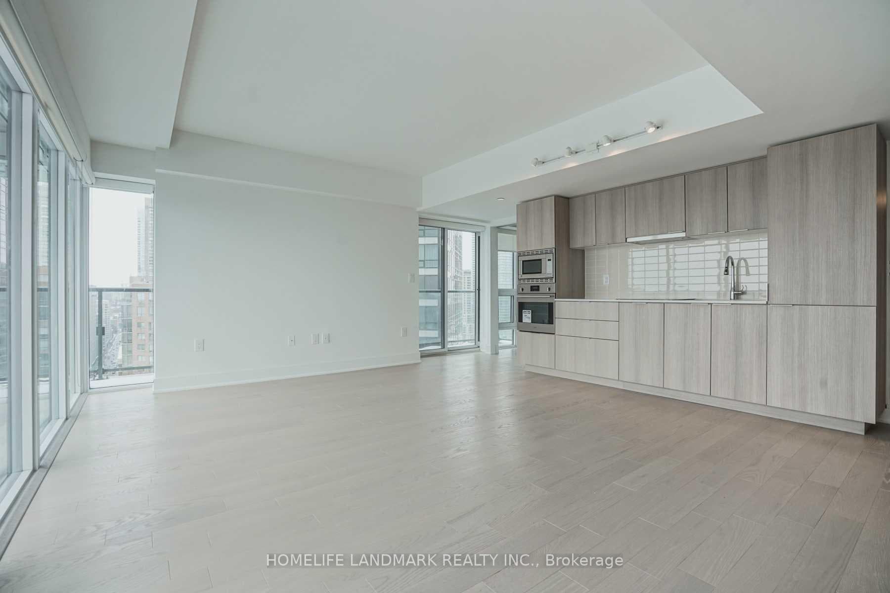 955 Bay Street Unit 2813 photo 5