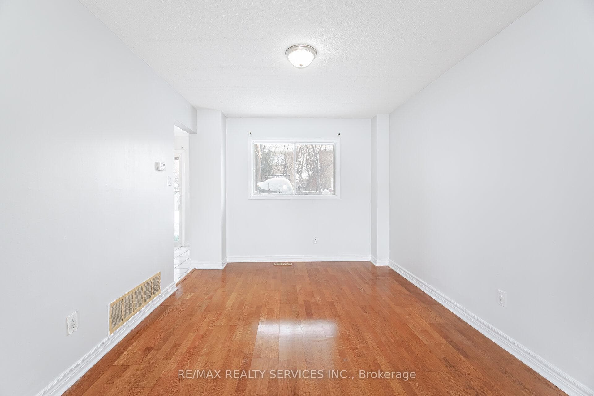 42 Fairlight Street photo 8