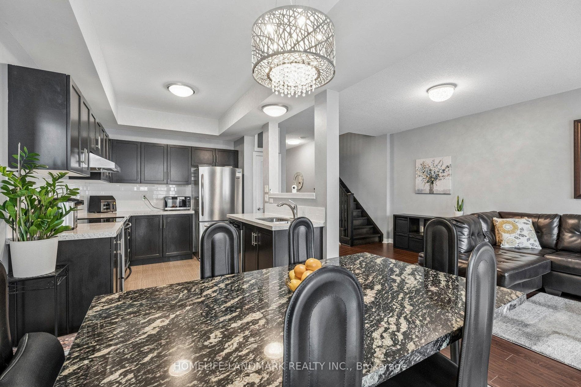 7 Lakelawn Road Unit 2 photo 16