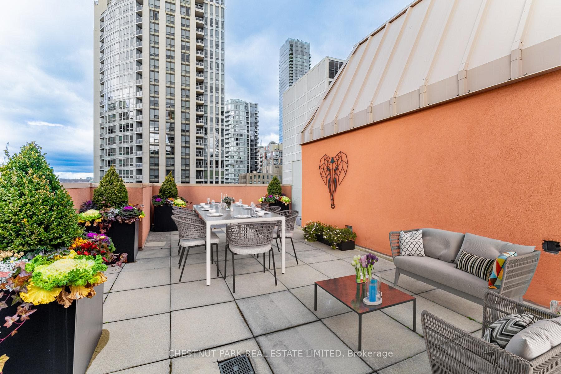 8 Sultan Street Unit PH 2 photo 31