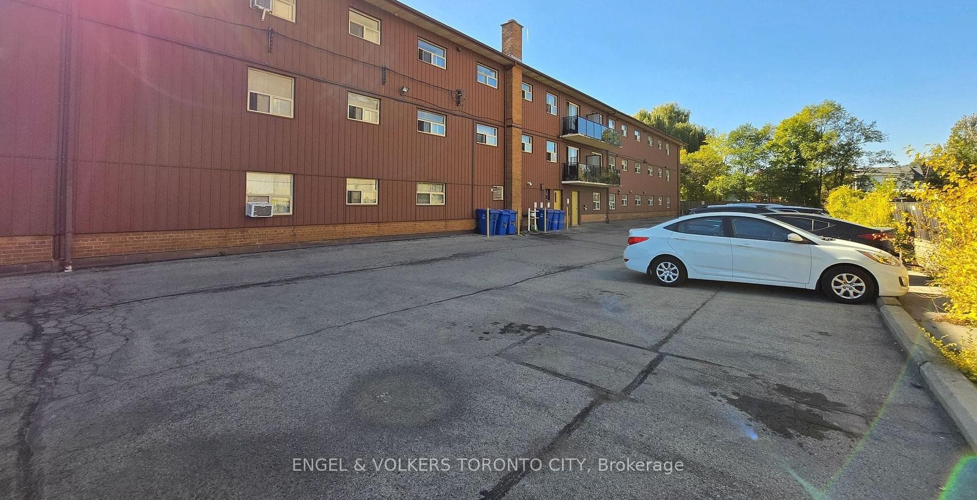 416 E 42nd Street Unit 101 photo 15