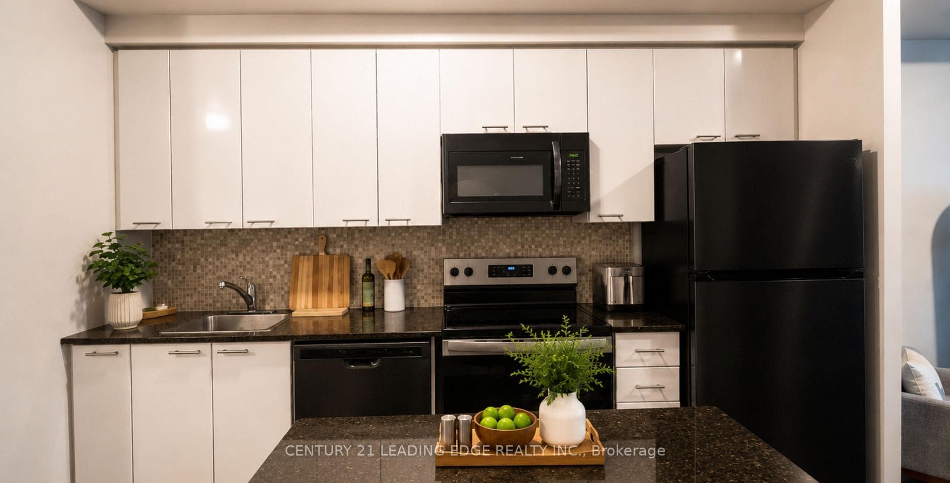 15 BRUYERES Mews Unit 517 photo 8